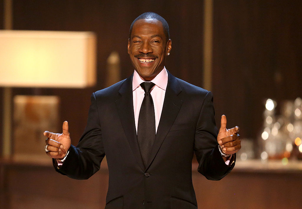 Eddie Murphy ontvangt oeuvreprijs bij Golden Globes RTL Boulevard